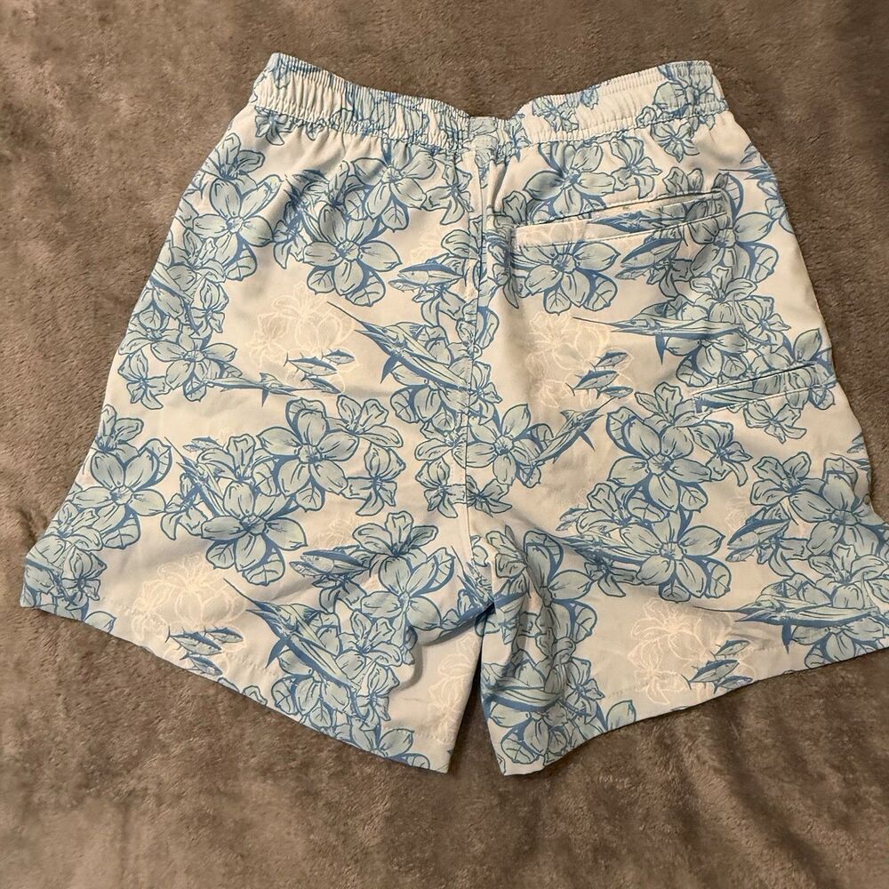 Huk Fishing Shorts Mens S Performance‎ Swim Trunks Breathable Floral Pattern